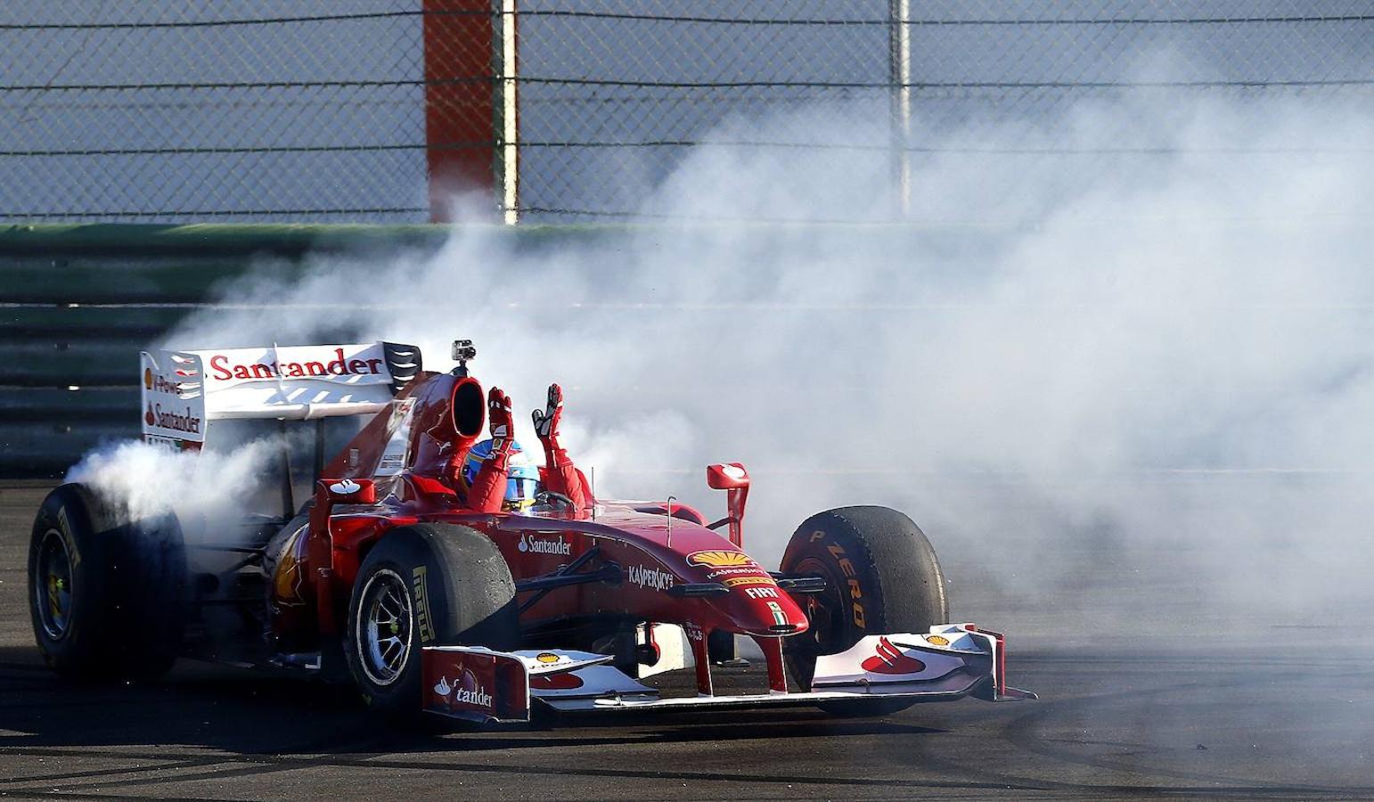 Hoy se cumplen 20 años del debút oficial de Fernando Alonso en la Fórmula 1. Un dos de marzo de 2001 el piloto asturiano participaba en los entrenamientos del Gran Premio de Australia, en Melbourne, al volante de un Minardi