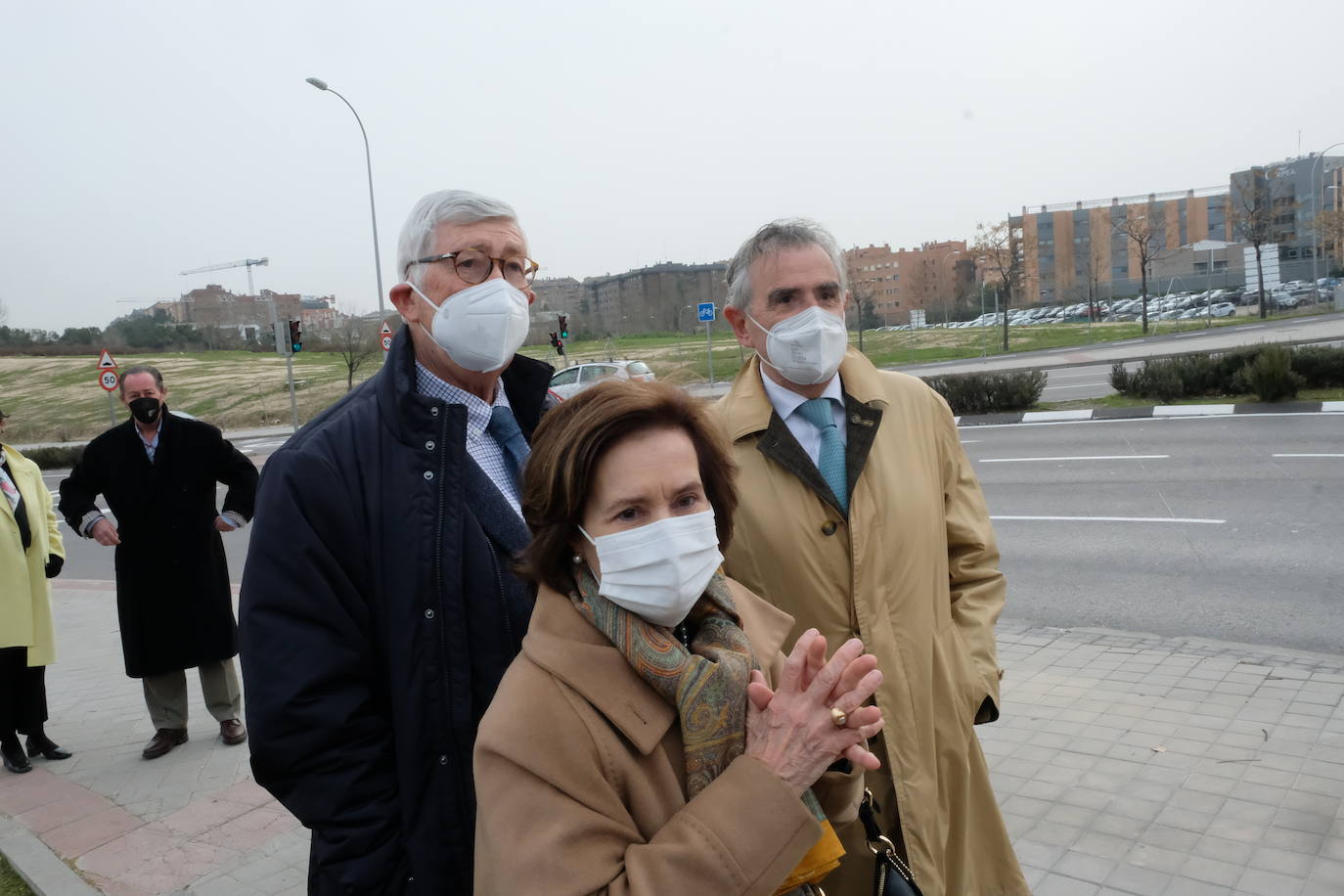 El político gijonés Torcuato Fernández-Miranda pone nombre desde este miércoles a una plaza madrileña. El alcalde de la capital, José Luis Martínez-Almeida, ha afirmado que con este hecho se remedia «una injusticia». Enrique Fernández-Miranda, hijo del gijonés, ha subrayado que se homenajea al «espíritu de concordia de la Transición''