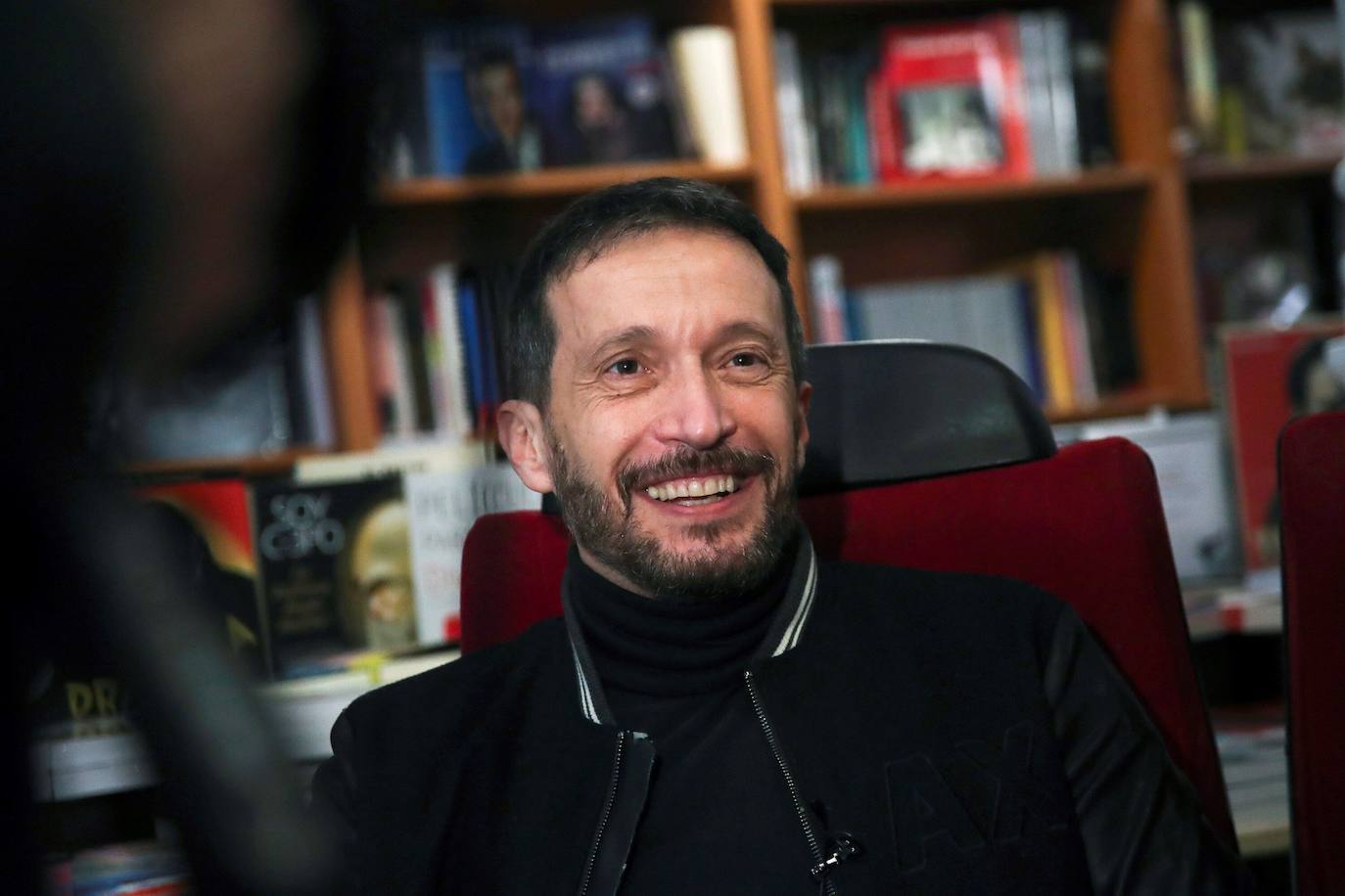 MEJOR DIRECCIÓN | Salvador Calvo, por Adú 