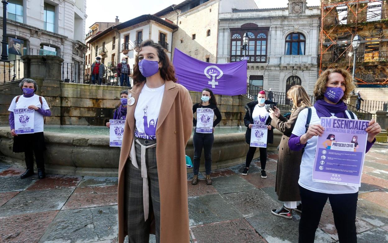 Presentación de las concentraciones convocadas por Asturias Feminista para el próximo 8-M, el pasado martes en Oviedo. 