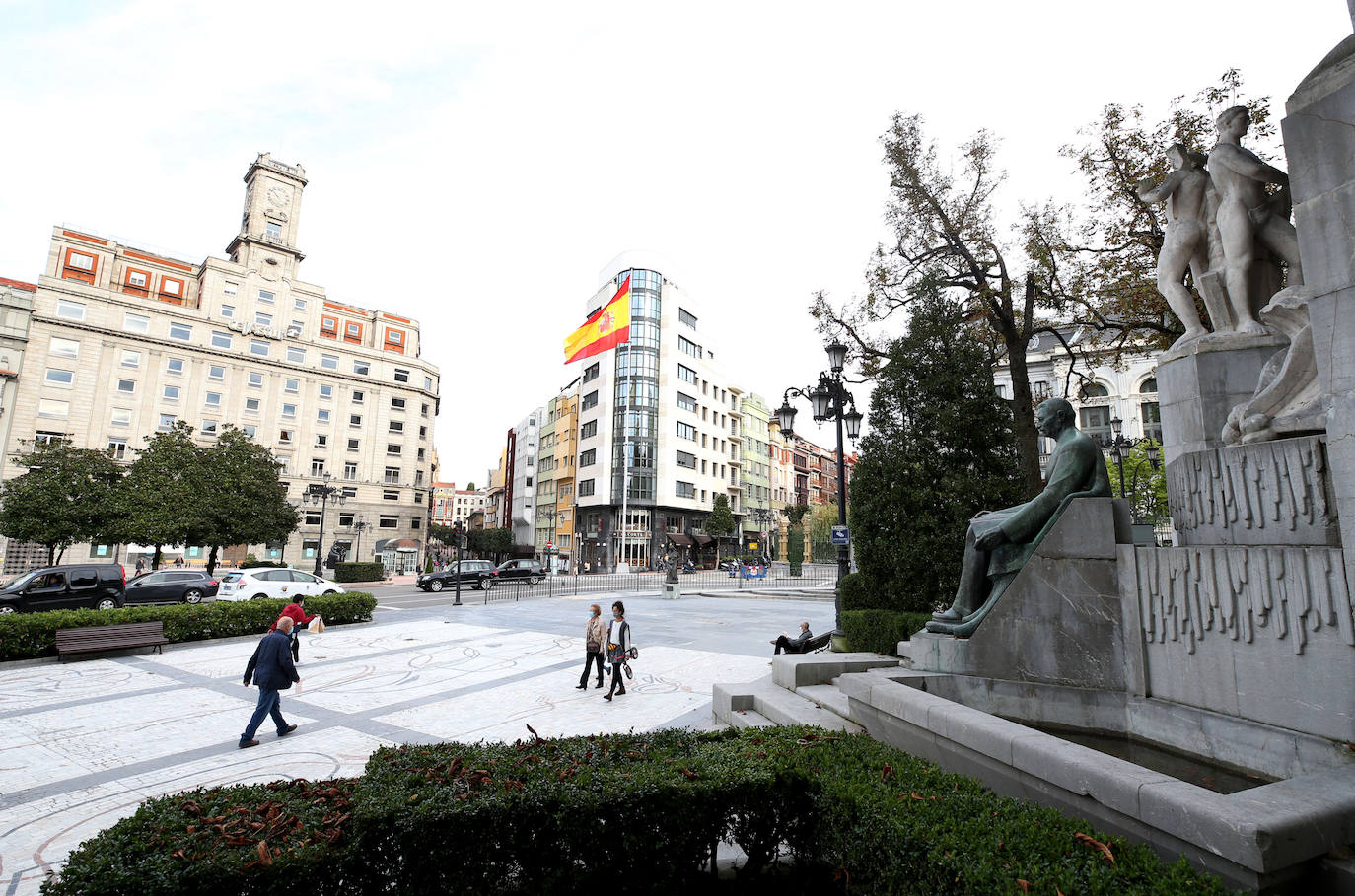 El plan director del Campo de San Francisco busca recuperar el pulmón verde para los ciudadanos e impulsar mejoras que le permitan recuperar el esplendor de épocas pasadas. Generaciones y generaciones se han criado corriendo entre sus árboles y caminos, convirtiéndole en fiel testigo de la historia de Oviedo