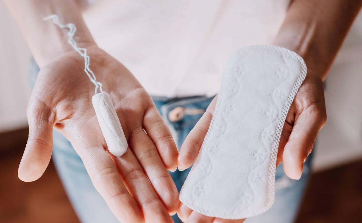 La Universidad de Vigo ofrecerá a su comunidad educativa y alumnos compresas y tampones gratis