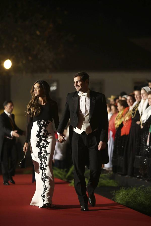 Sara Carbonero e Iker Casillas se separan tras casi cinco años de matrimonio y dos hijos en común. El motivo parece ser el desgaste de una relación que ha durado más de una década y las familias de ambos ya estarían informadas de la nueva situación.