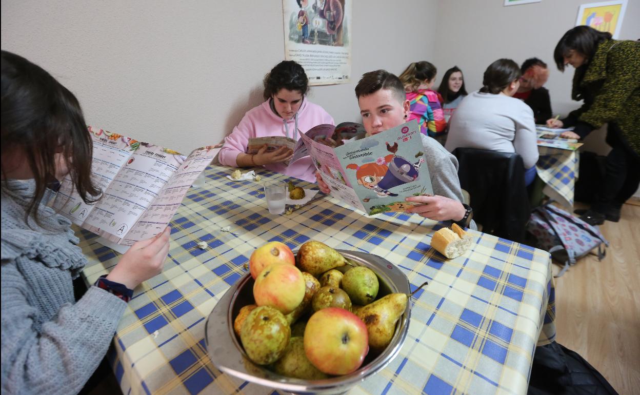 Comedor escolar en un colegio público avilesino antes de la pandemia. 