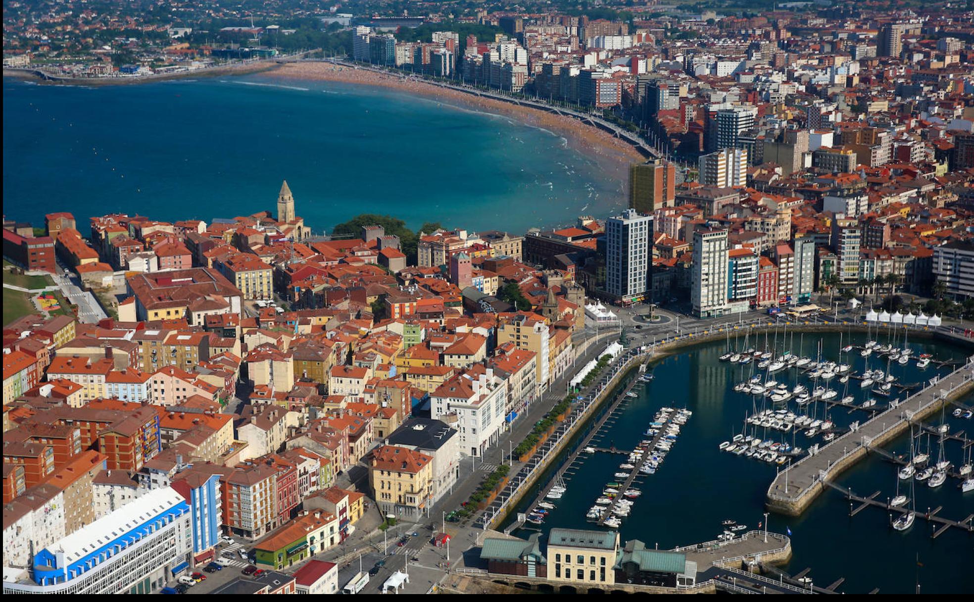 Vista aérea de Xixón