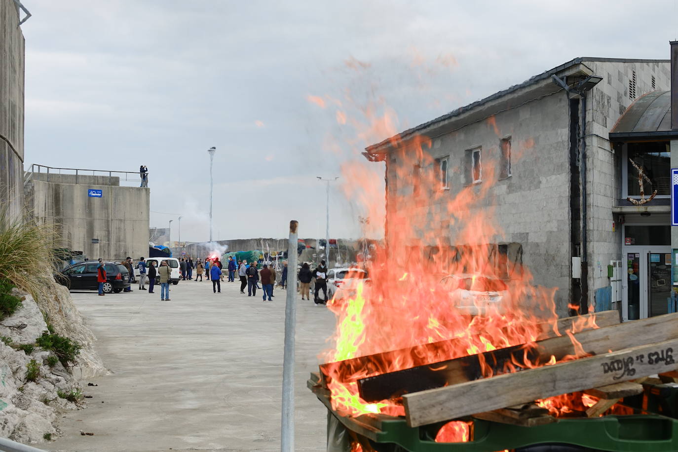 En protesta por el nuevo Reglamento de Control de la Pesca aprobado por el Parlamento Europeo