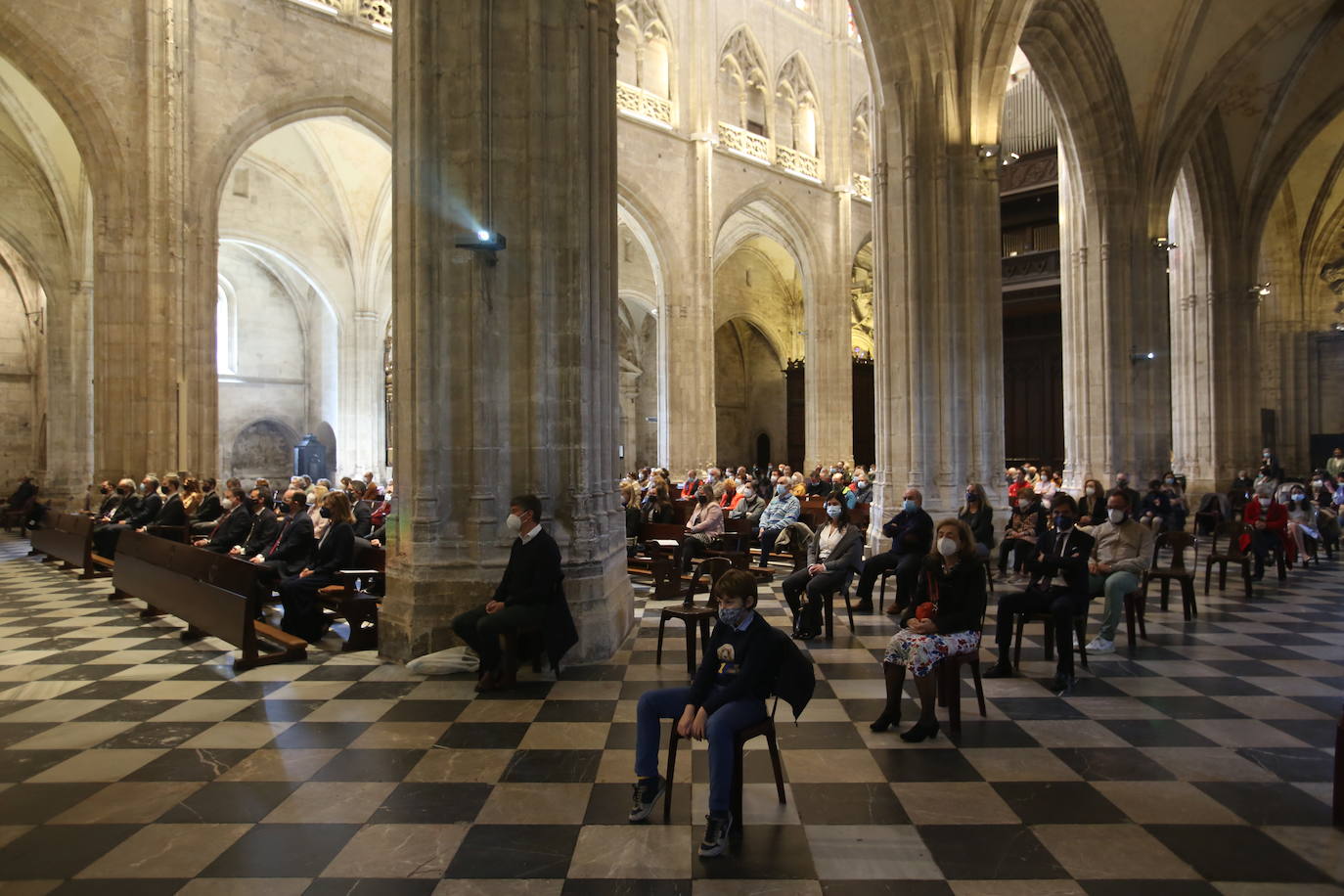 Las altas temperaturas invitan a disfrutar de la jornada dominical, adaptándose a las restricciones marcadas por la covid