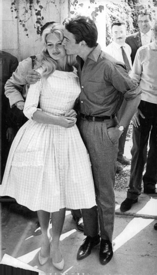 Pinterest Brigitte Bardot y Jacques Charrier en su boda en 1959. 