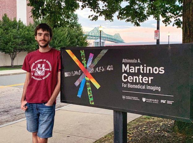 Aitor del Rivero Cortázar, en el Martinos Center, centro asociado a Harvard, el MIT y el Hospital General de Massachusetts. 