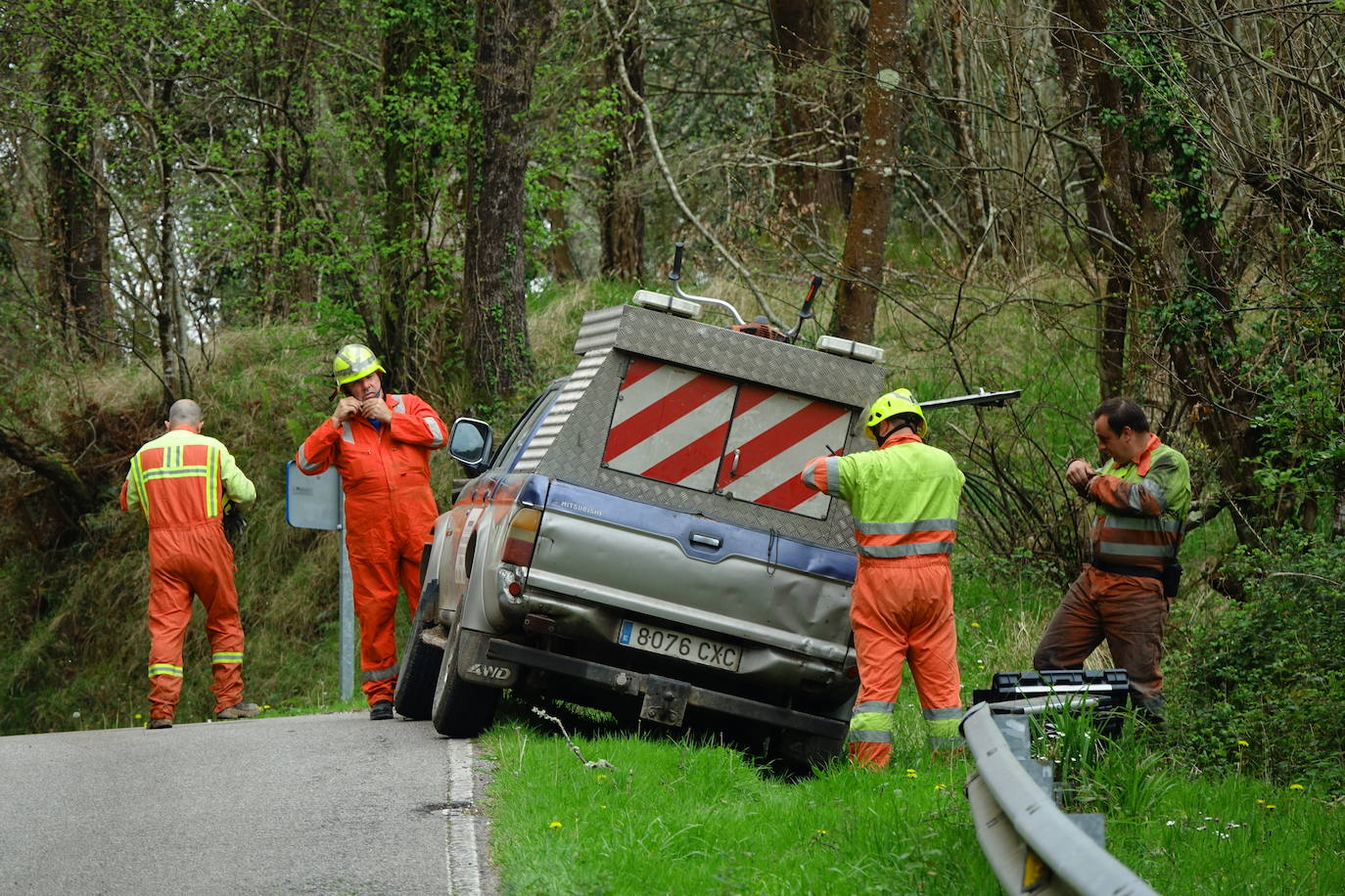 Un incendio en la Sierra del Sueve concentra un importante equipo material y humano para lograr su extinción