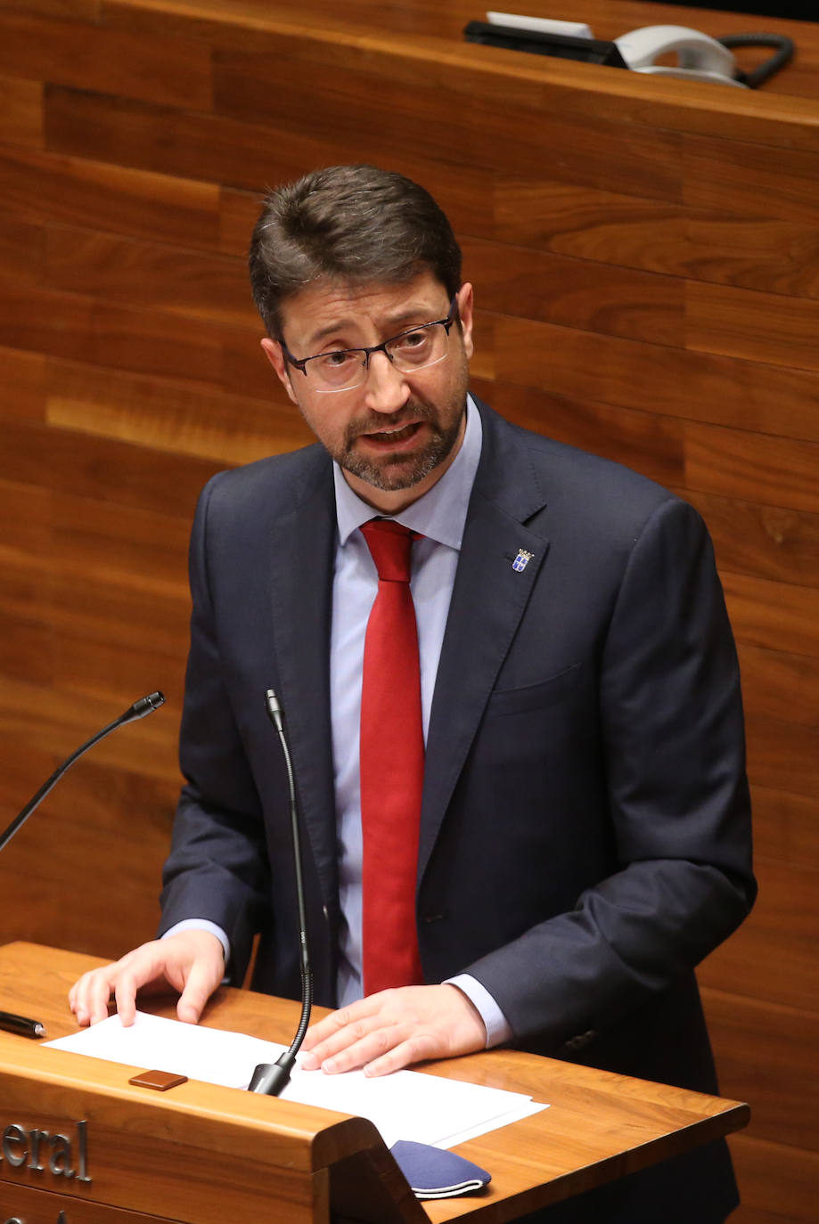 El consejero de Industria, Empleo y Promoción Económica del Gobierno de Asturias, Enrique Fernández 