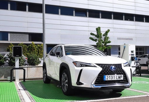 Galería. Fotogalería: UX300e, el primer Lexus eléctrico