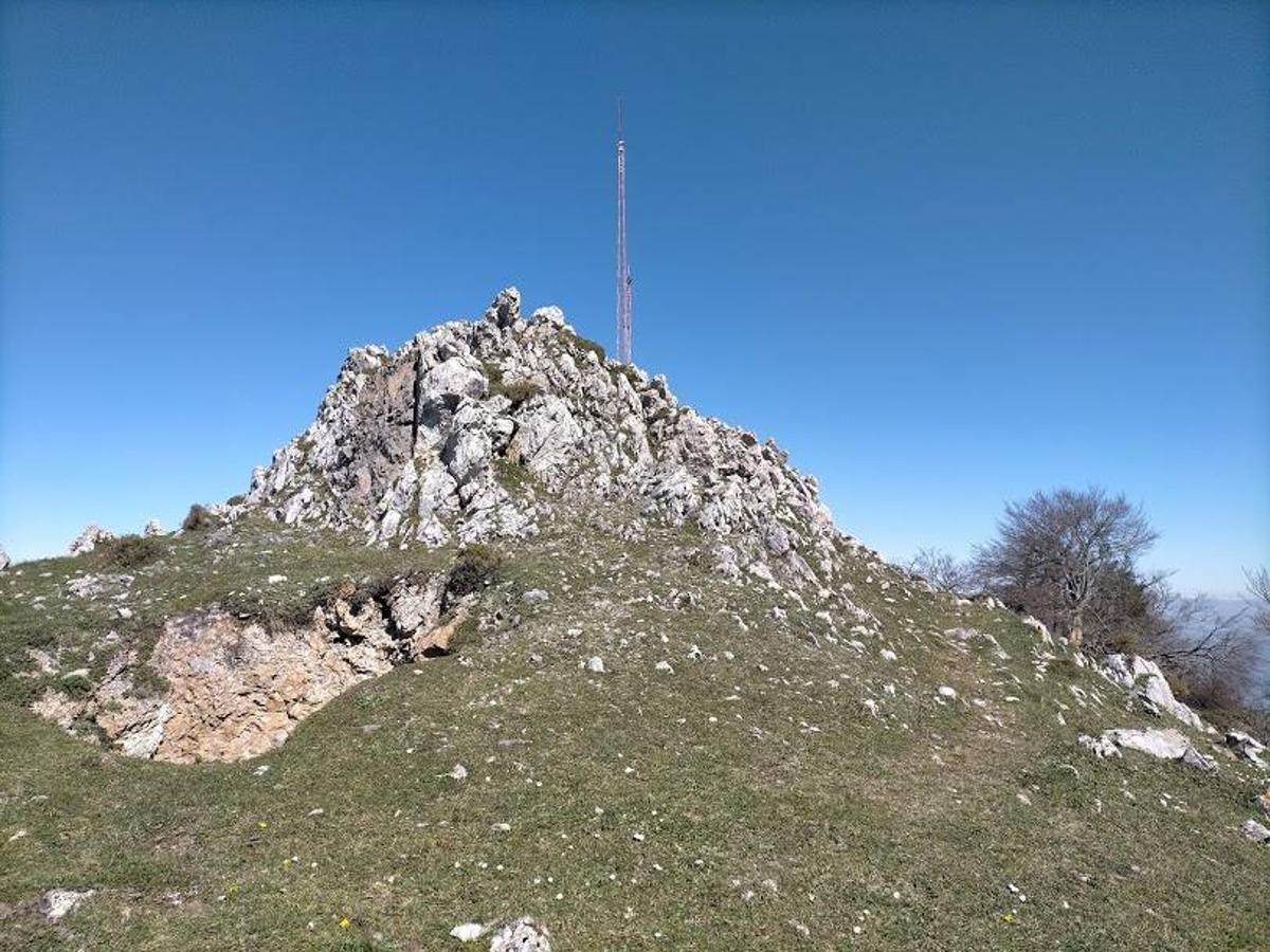 Fotos: Ruta al Pico Peñamayor desde Les Praeres