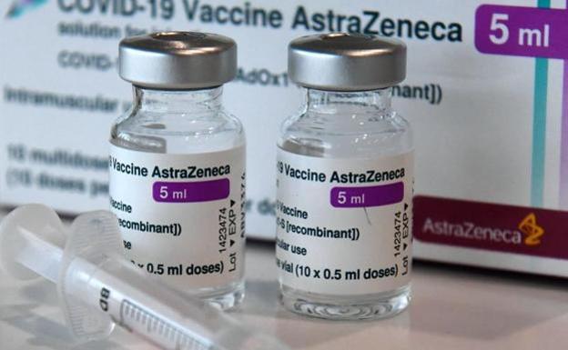 Asturias, partidaria de aumentar la vacunación con AstraZeneca hasta los 70 años