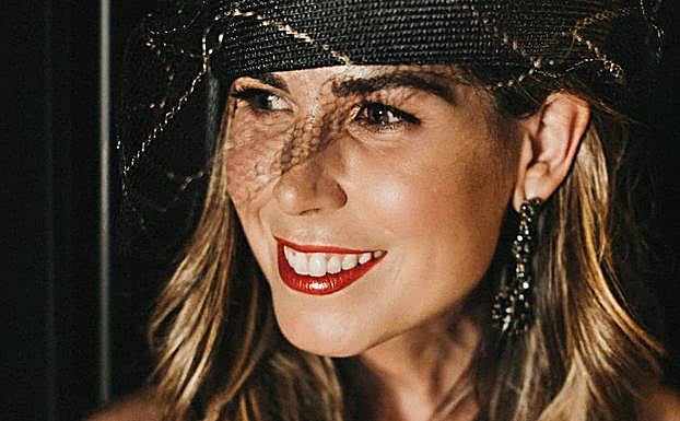 Eva Álvarez: «Prefiero mezclar estilos y no categorizarme en la moda»