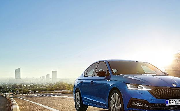 El Skoda Octavia, disponible por primera vez con el acabado Sportline