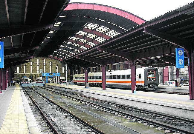 La Coruña. Los trenes seguirán llegando en superficie,aunque se reformará la estación. 