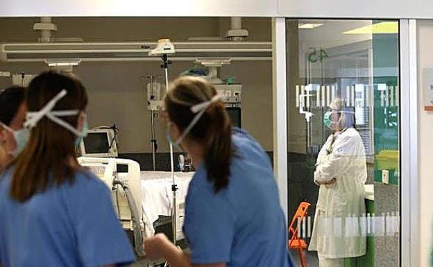 Crecen los casos, los ingresos hospitalarios y la tasa de positividad vuelve a superar el 6% 