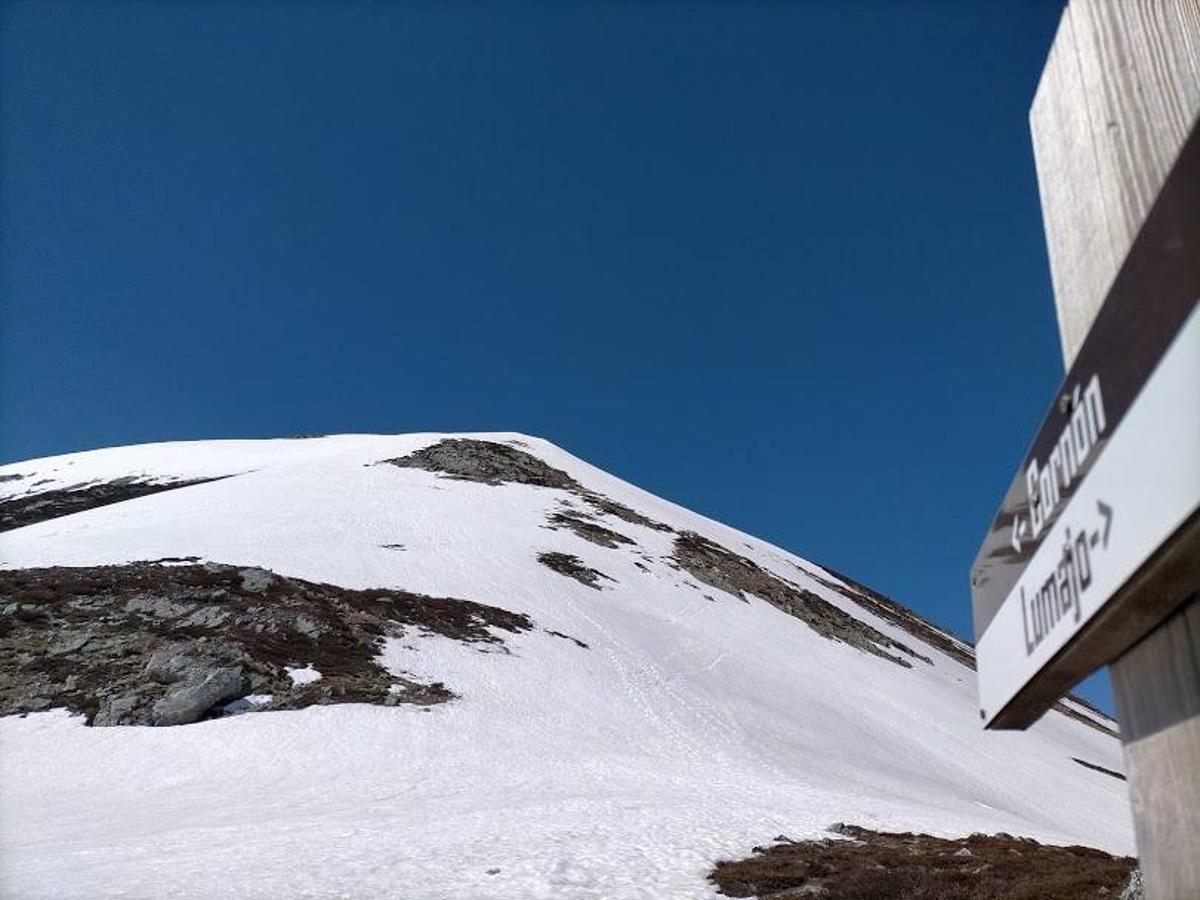 Fotos: Ruta con nieve al Pico Cornón