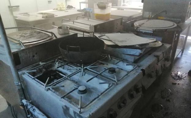 Susto en el restaurante La Salgar por un incendio en la cocina