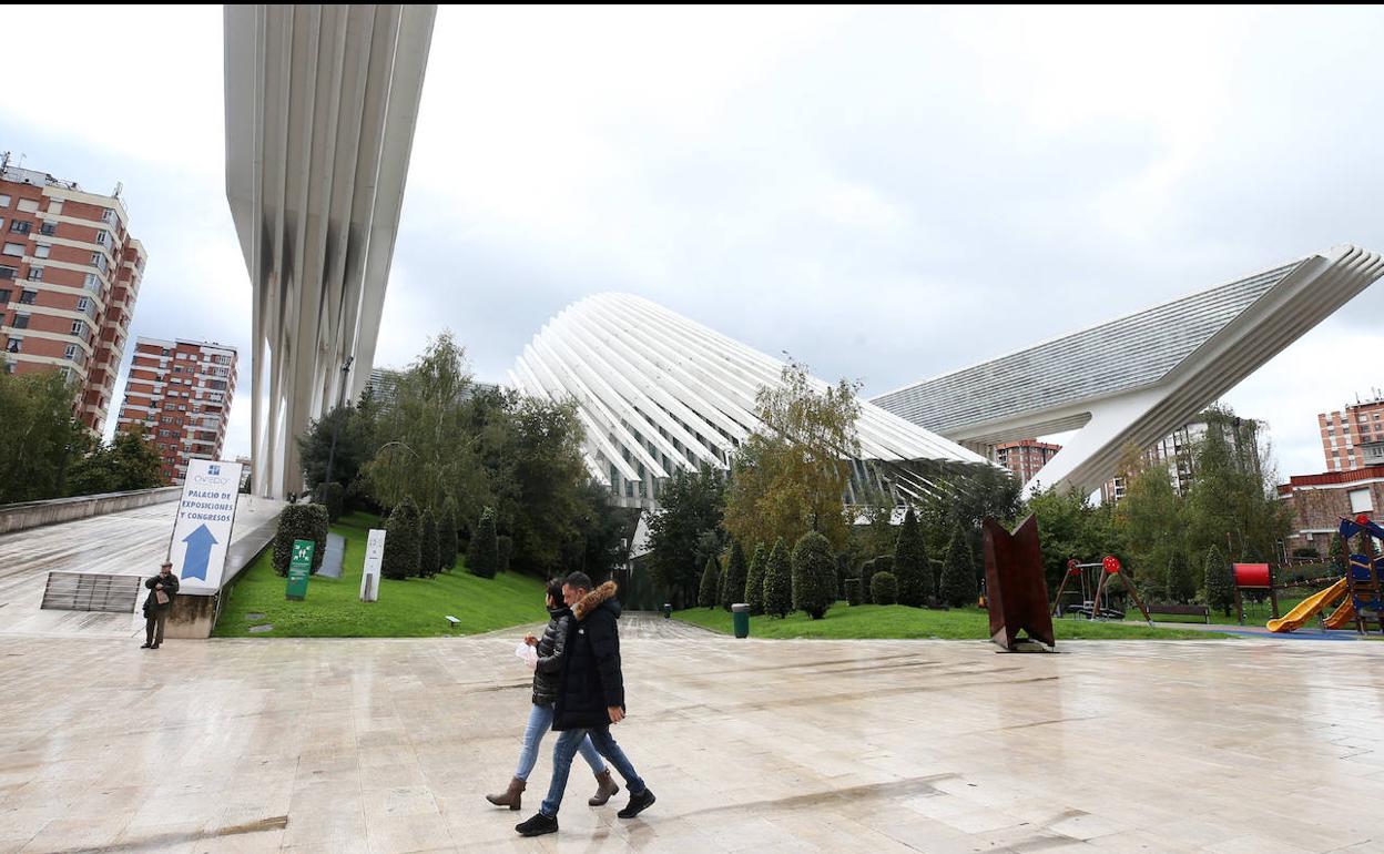 Oviedo sondea la adquisición de la galería del Calatrava a «coste cero»