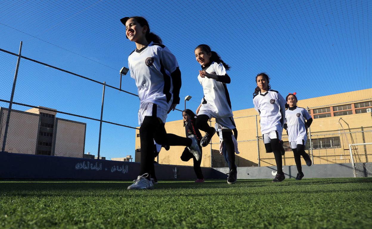 La justicia desestima la petición de una profesora de Educación Física interina que tras dos décadas de contratos solicitó la consideración funcionarial