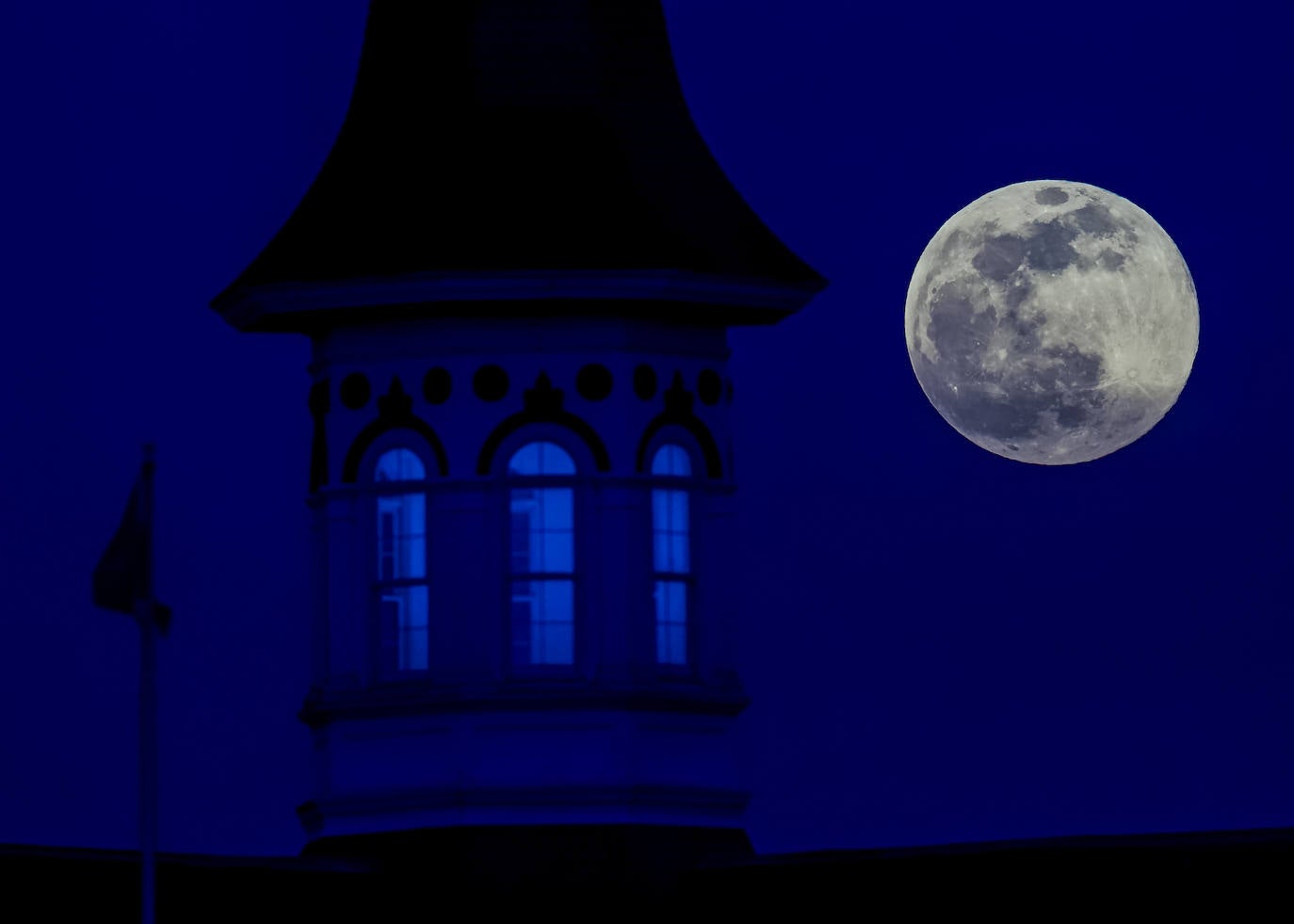 Twin Spires, Louisville