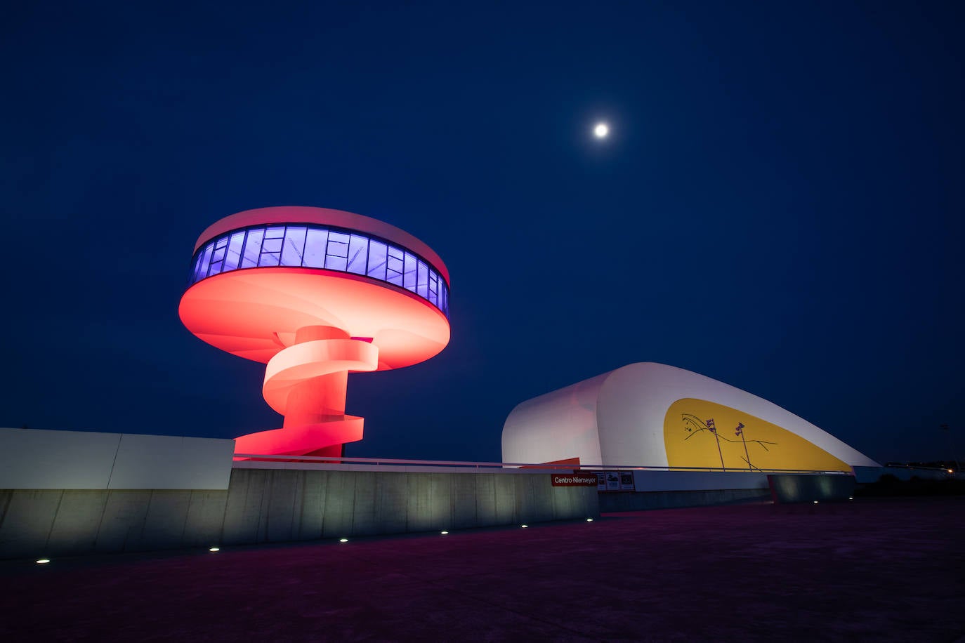 Centro Cultural Internacional Oscar Niemeyer