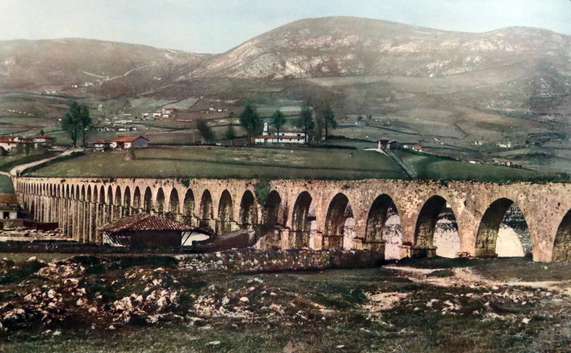 El acueducto de Pilares fue la única fuente de agua de la ciudad durante la mayor parte del siglo XIX