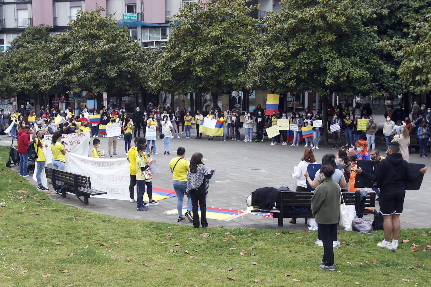 Nicolás Guerrero, que vivía en Gijón desde 2017 con su mujer Yeardeli y su hija Emily, falleció el lunes en las protestas populares de Colombia. 