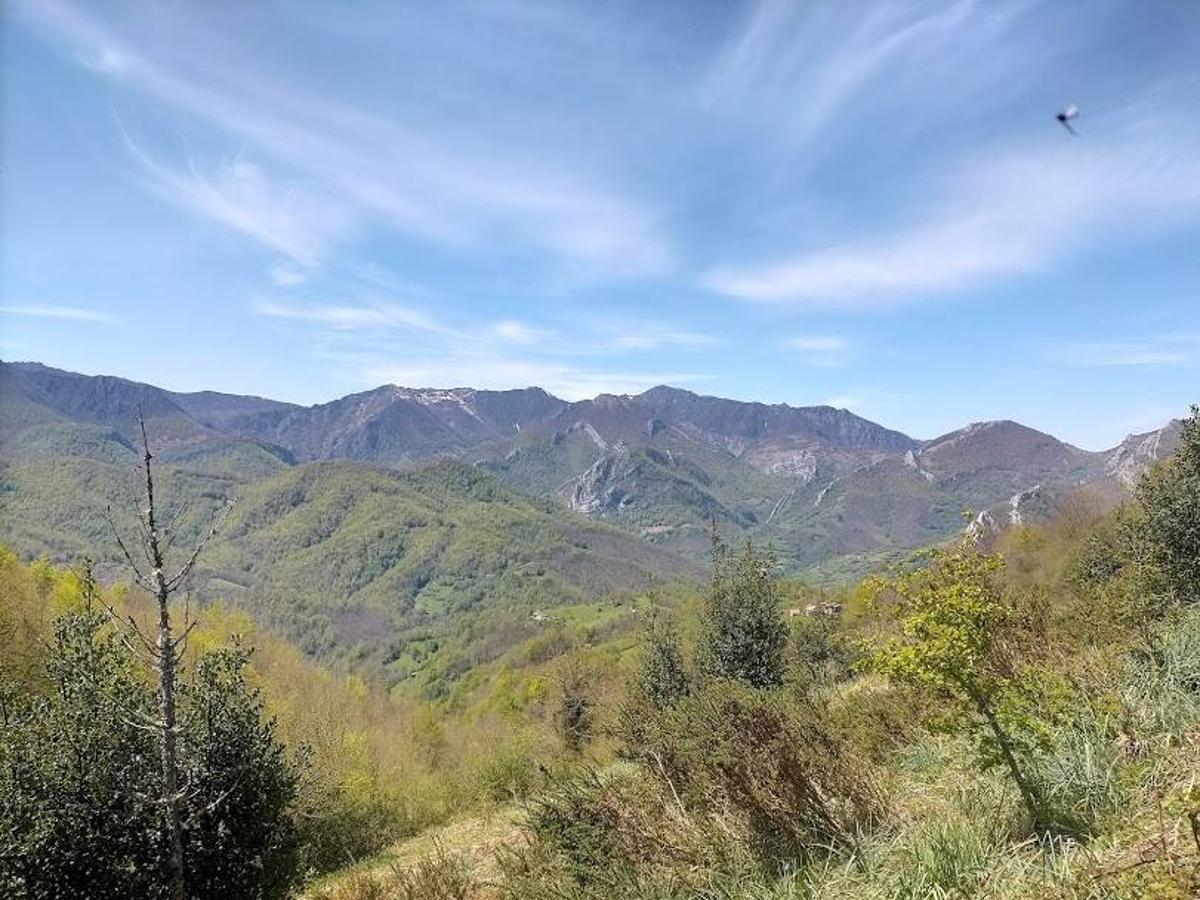 Fotos: Ruta el Porrón de Peña Blanca desde Cueva Deboyu