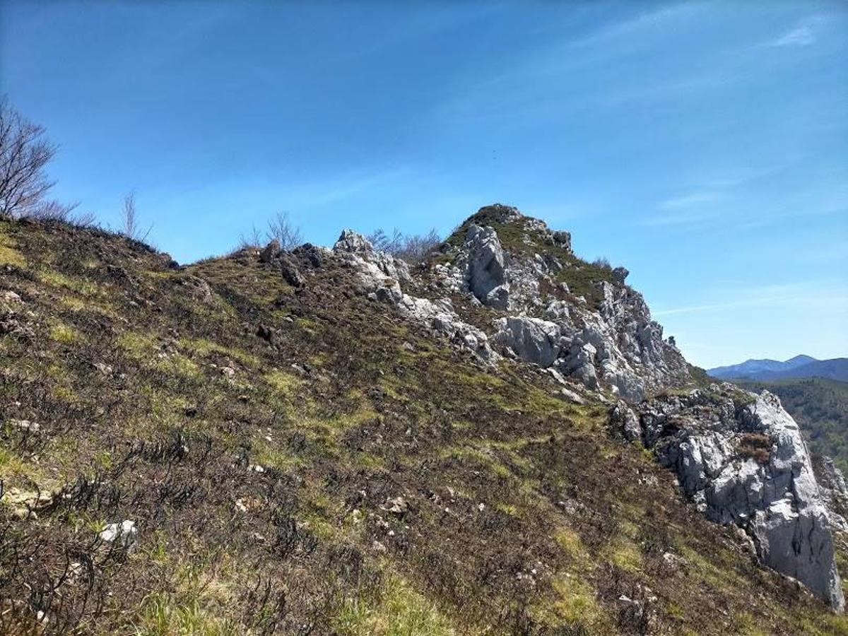 Fotos: Ruta el Porrón de Peña Blanca desde Cueva Deboyu