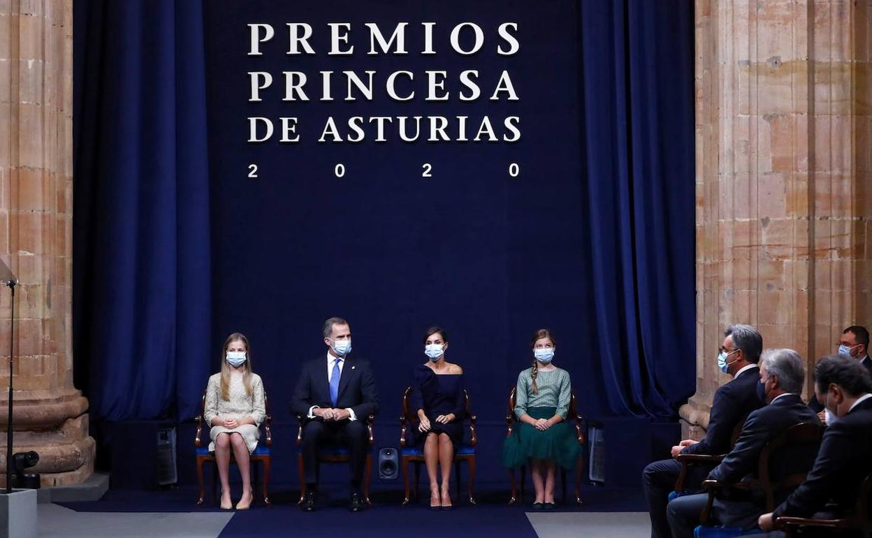 La Familia Real, en la ceremonia de entrega de los Premios Princesa de Asturias de 2020. 