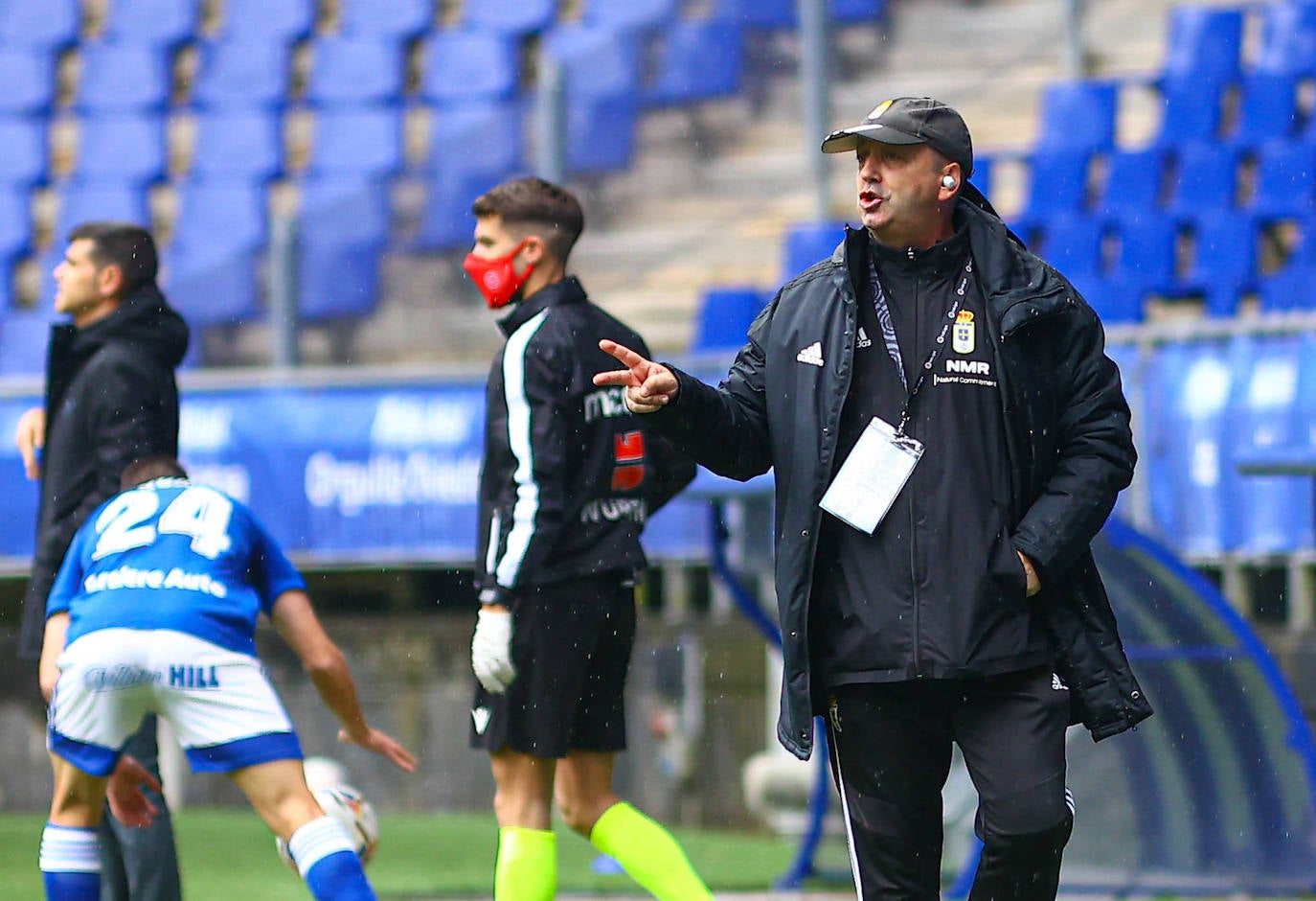 El Real Oviedo consiguió este domingo balsámica que le acerca un poco más a la permanencia. Los de Ziganda se impusieron 2-1 al Sabadell.