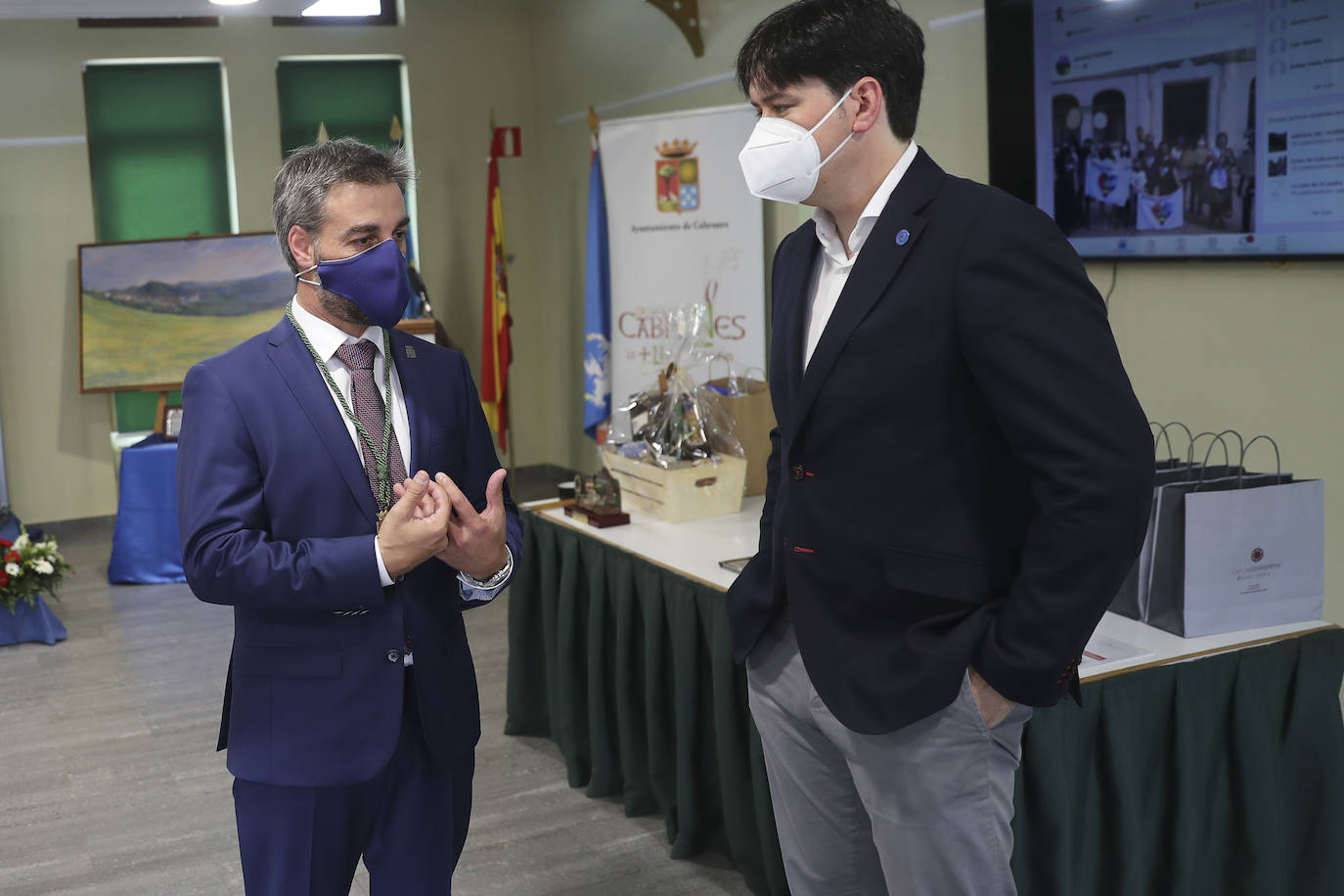 Las circunstancias obligaron un año más al Festival del Arroz con Leche de Cabranes a reiventarse. El pregón corrió a cargo del cantante Vicente Díaz y los actos se retrasmitieron por internet.