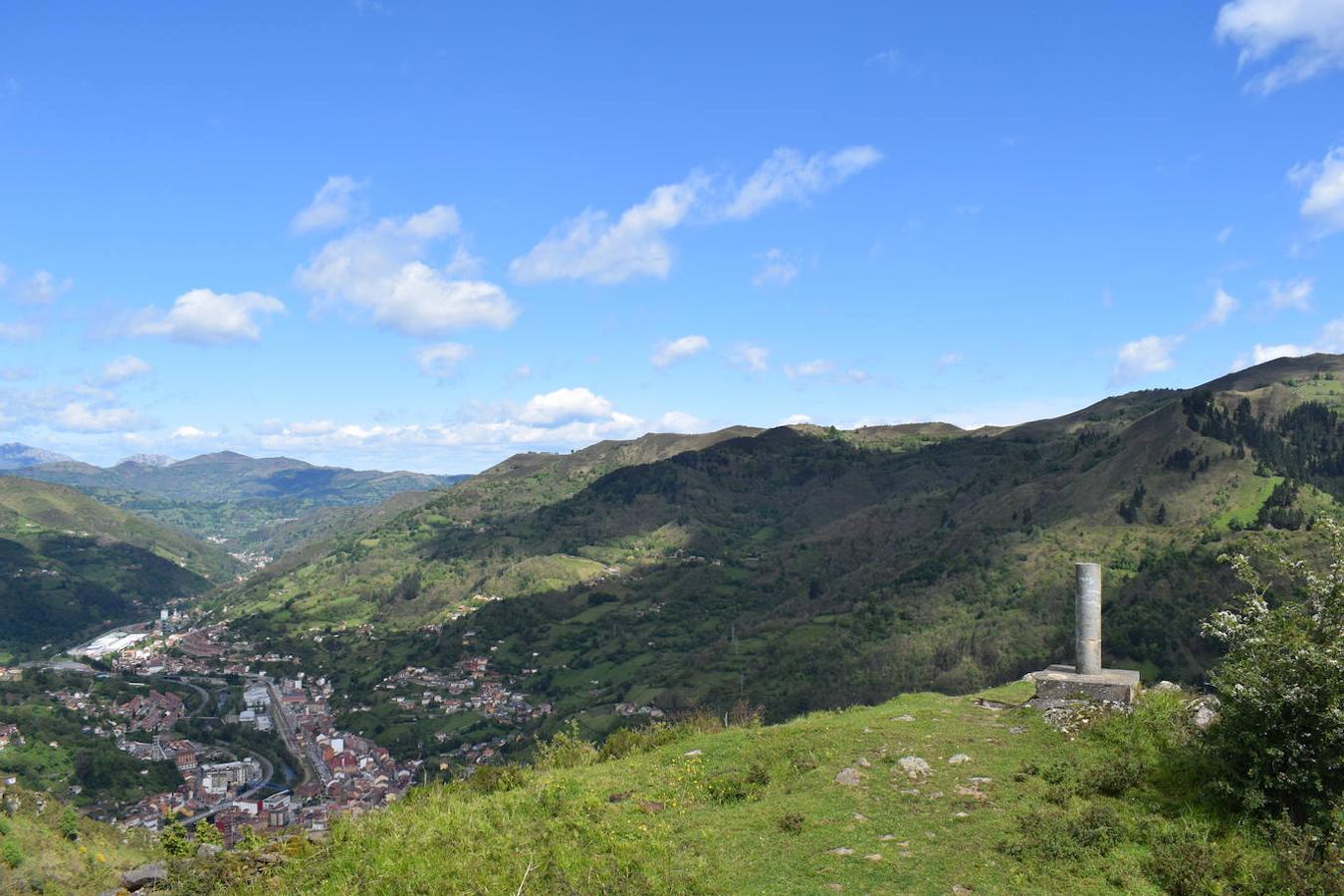 Fotos: Ruta al Pico Moros por el inicio de la Ruta les Fuentes