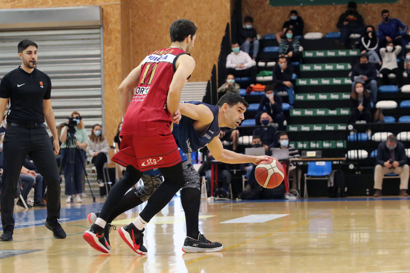 Fotos: Las imágenes del Liberbank Oviedo 78-83 Granada