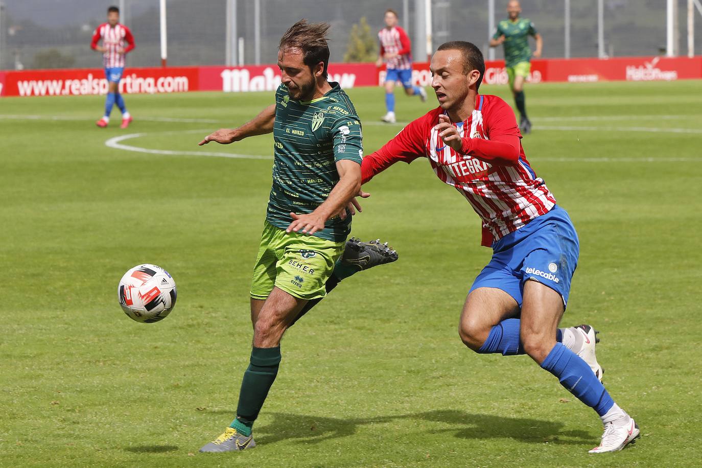 Fotos: Sporting B 3-1 Guijuelo, en imágenes