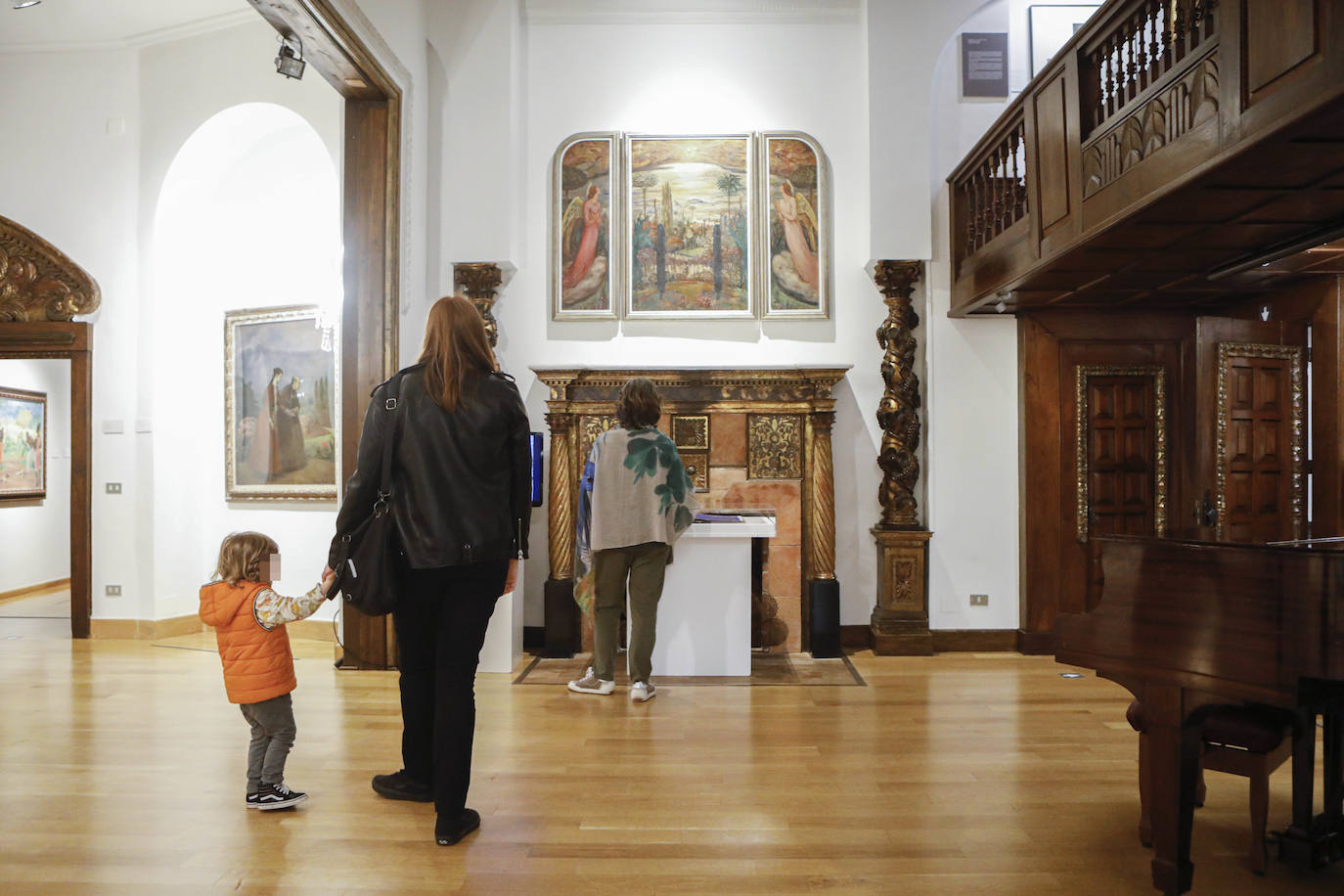 El museo exhibe de manera permanente más de un centenar de obras del pintor gijonés que pueden verse estos días de manera gratuita en las jornadas de puertas aviertas con motivo del Día Internacional de los Museos.