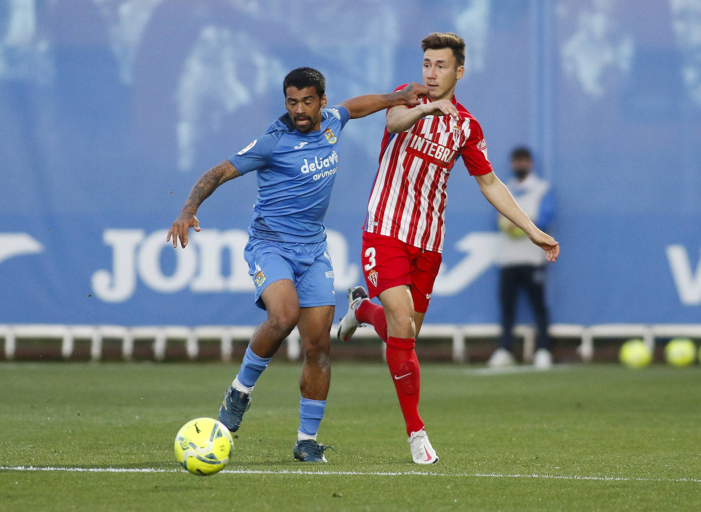 Fotos: Las mejores imágenes del Fuenlabrada - Sporting