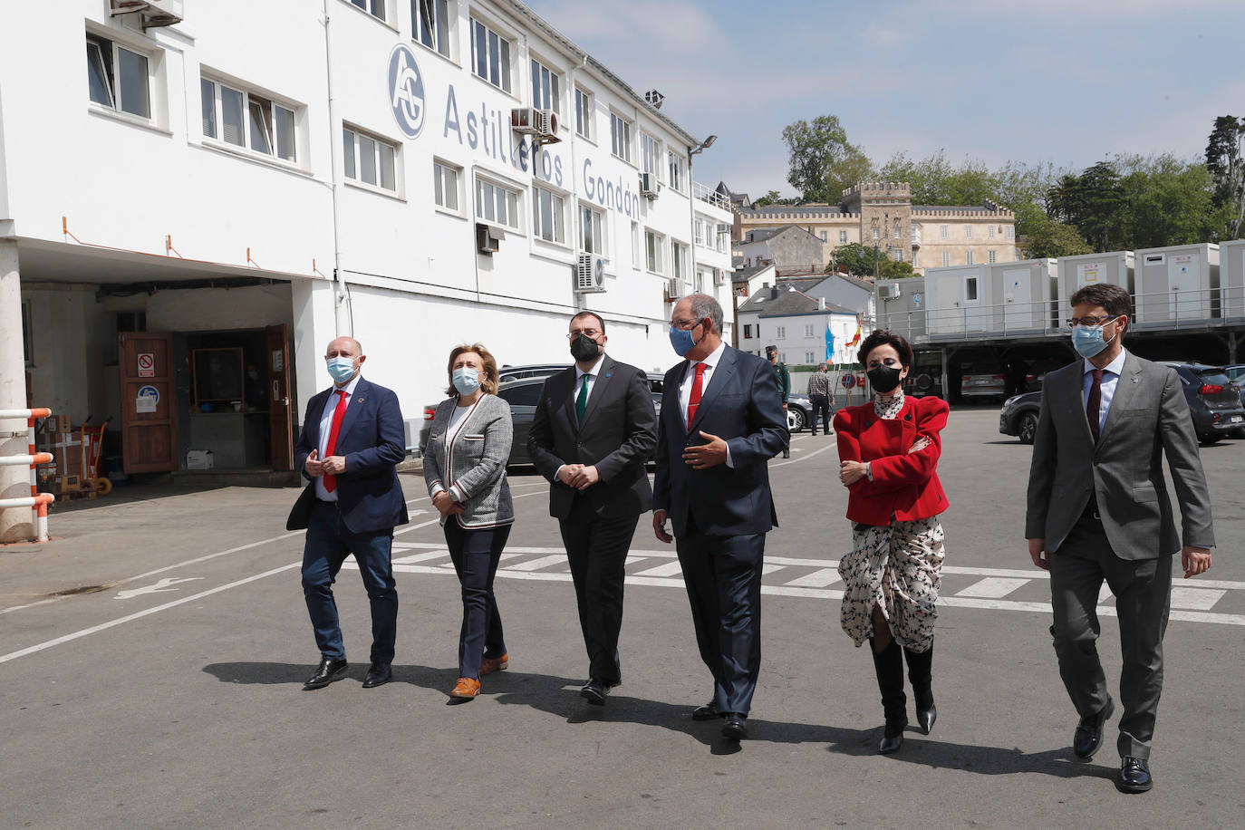 El astillero asturiano Gondán botaba este miércoles una de sus nuevas creaciones, un buque dual de apoyo. El presidente de la compañía lo celebró con una buena noticia. Álvaro Platero afirmó que su empresa pretende ampliar un 50% su plantilla en los próximos años.