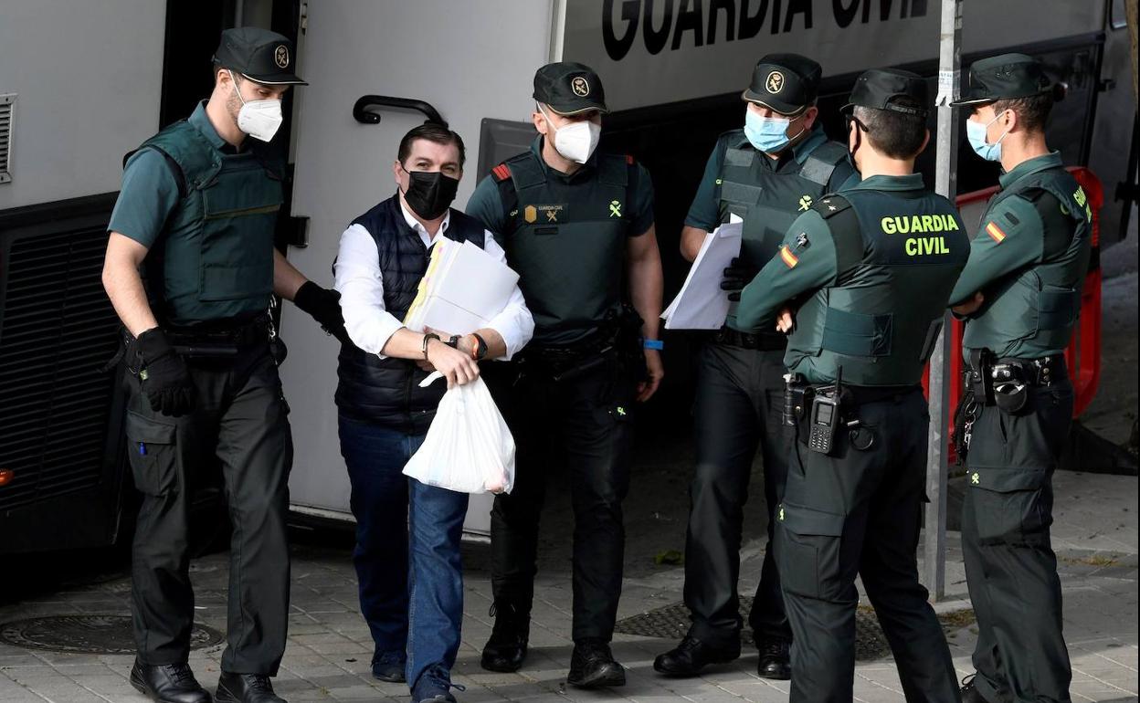 César Román, a su llegada este jueves a la Audiencia Provincial de Madrid.