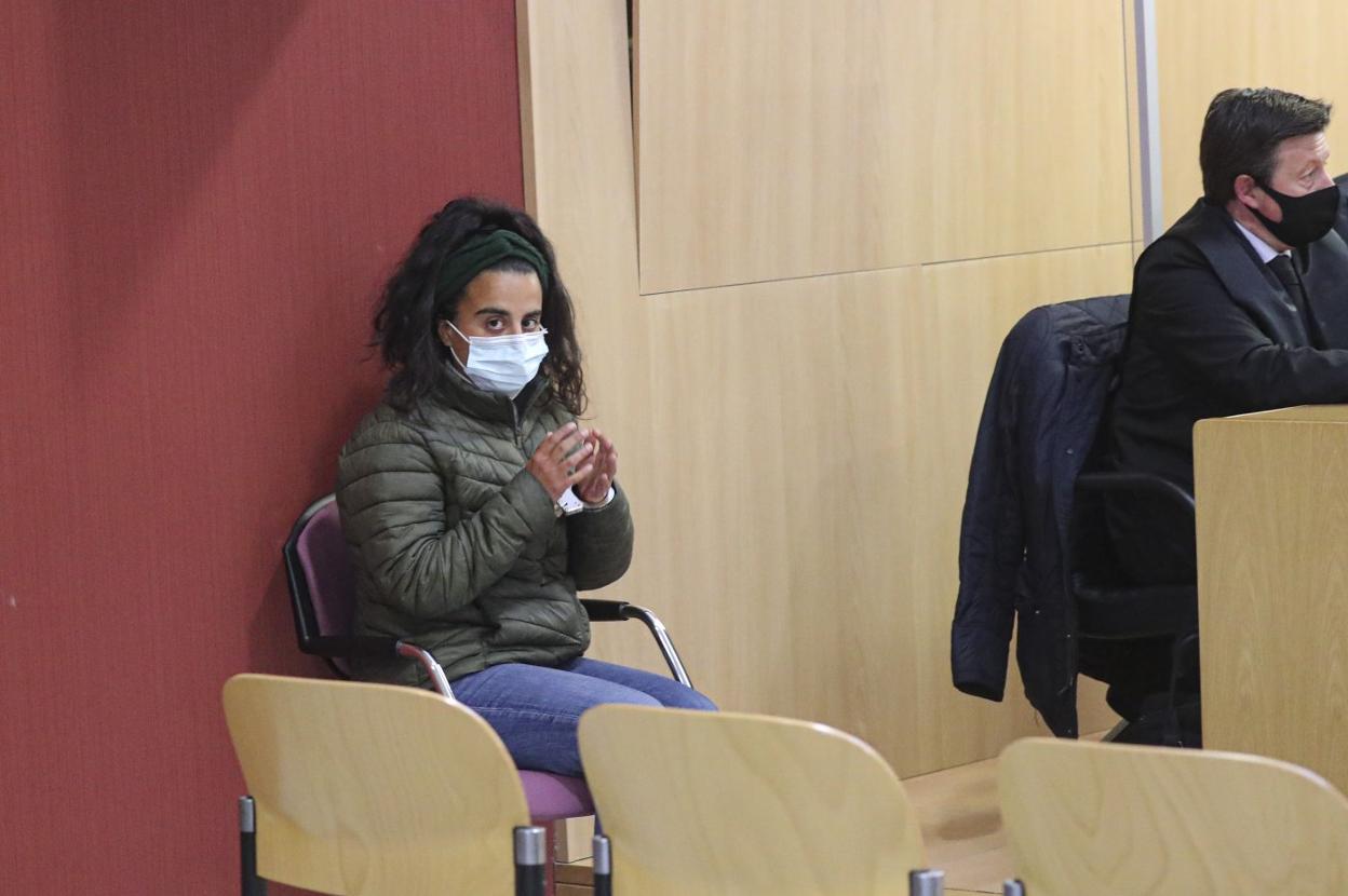 Silvia Acebal, durante el juicio por asesinar a su hijo. 