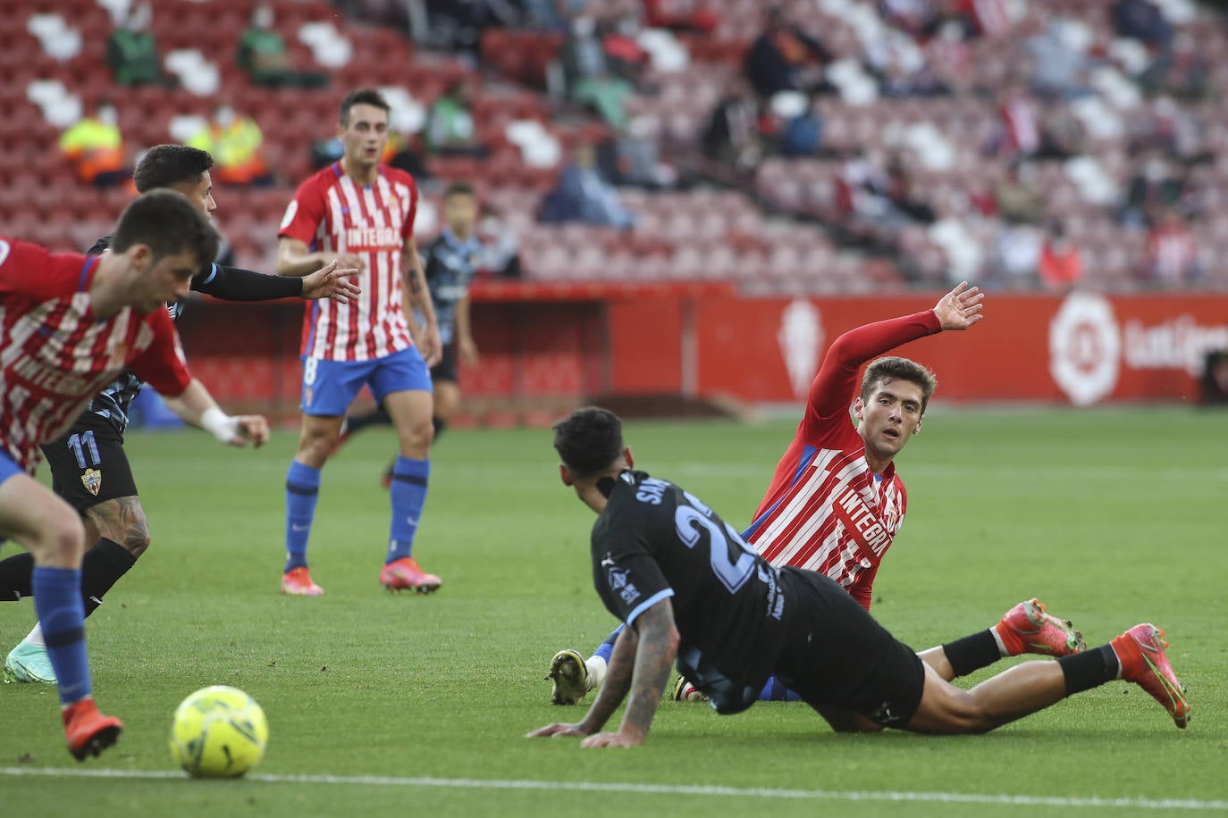 Fotos: Las mejores jugadas del Sporting - Almería