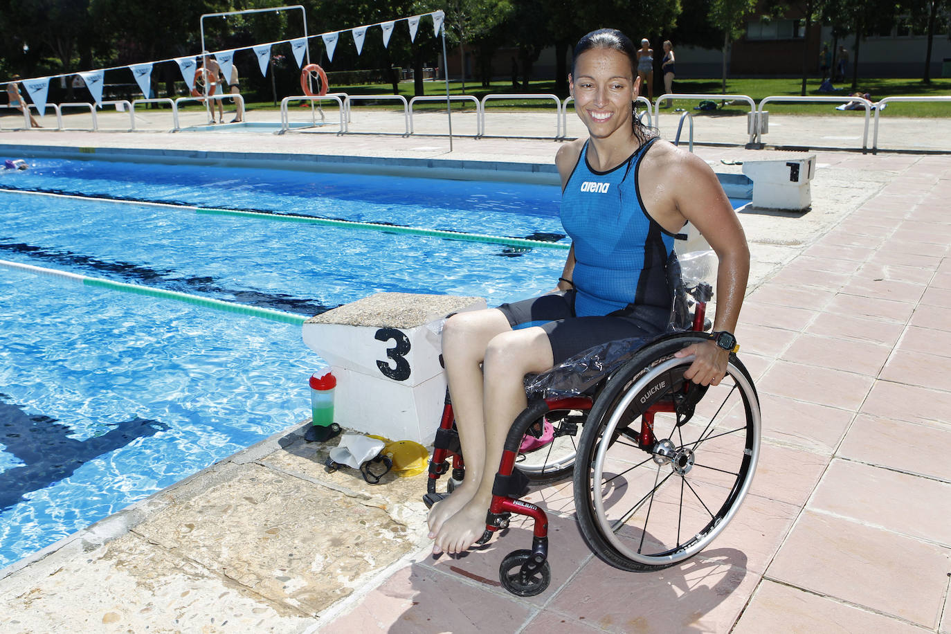 La nadadora es la primera deportista paralímpica en recibir el galardón y séptima mujer en la historia de los Premios Princesa de Asturias. Teresa Perales, que recoge el testigo de Carlos Sainz, recibe el premio en plena preparación para los Juegos de Tokyo.