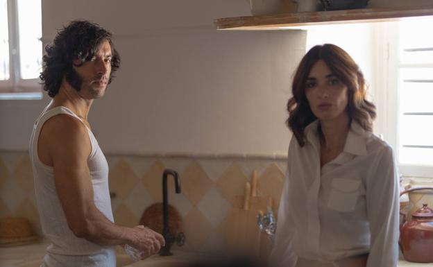 Javier Rey y Paz Vega en 'La casa del caracol'. 