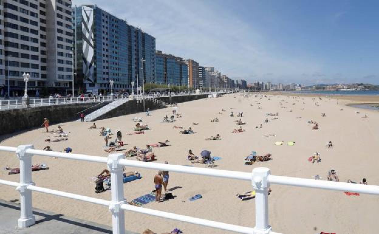 Playa de San Lorenzo 