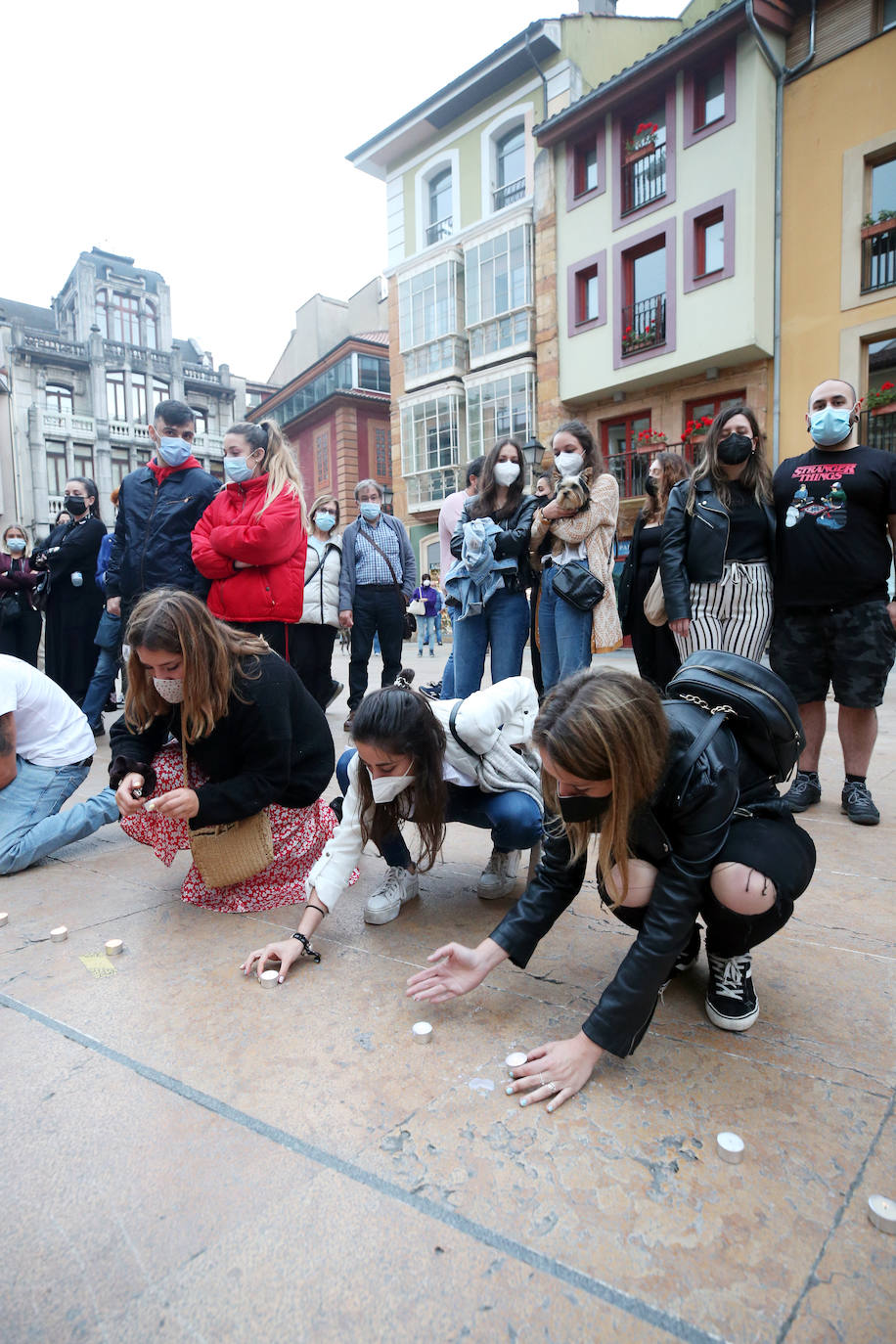 Las concentraciones en repulsa del asesinato a manos de su padre de la pequeña Olivia y de la desaparición de su hermana Anna se han sucedido a lo largo de los principales municipios de Asturias. Los manifestantes también han mostrado su repulsa ante el asesinato de Rocío, después de que su expareja y padre de su bebé de cuatro meses, confesase haberla matado. 