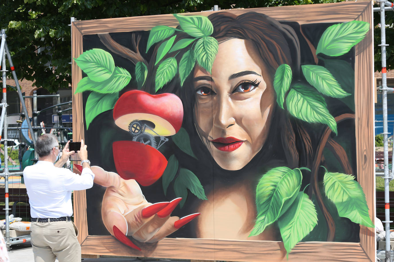 El Festival de Cultura Urbana (Focart) de Avilés llenó de vida La Exposión durante todo el fin de semana, pero, sin duda, la principal atracción fue la Liga Nacional de Graffiti en la que diez de los mejores artistas del país compitieron por pintar la mejor obra.