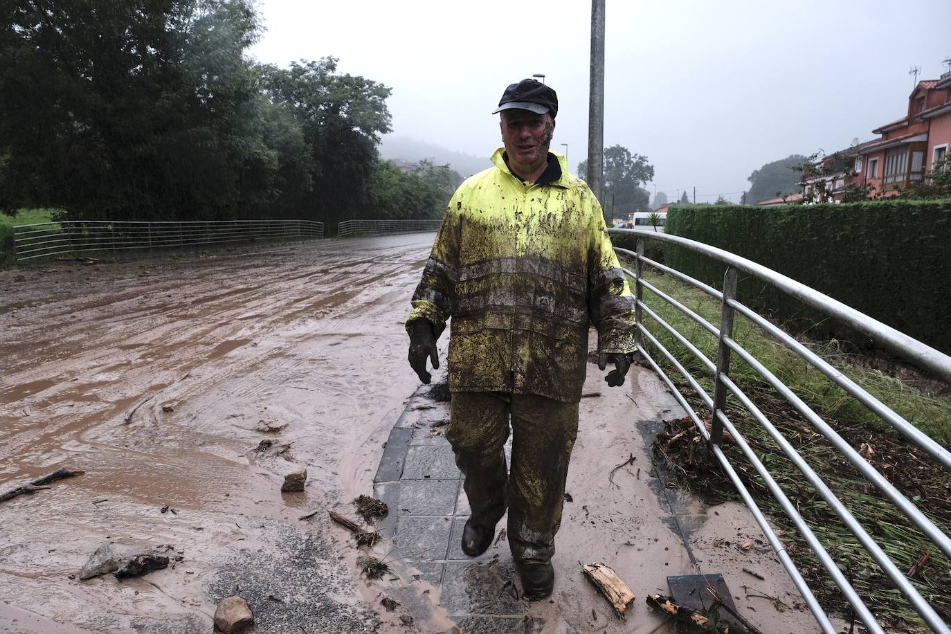 Las lluvias en el oriente asturiano afectaron a Cué, Balmorí, Celorio, Riego y Turón, entre otros. 